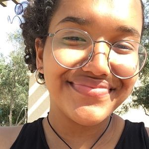 Meet your Posher, Lexi